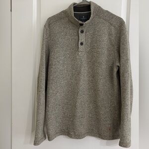 Men’s neutral button up fleece